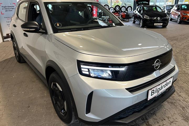 Sølv Opel Frontera fra 2025