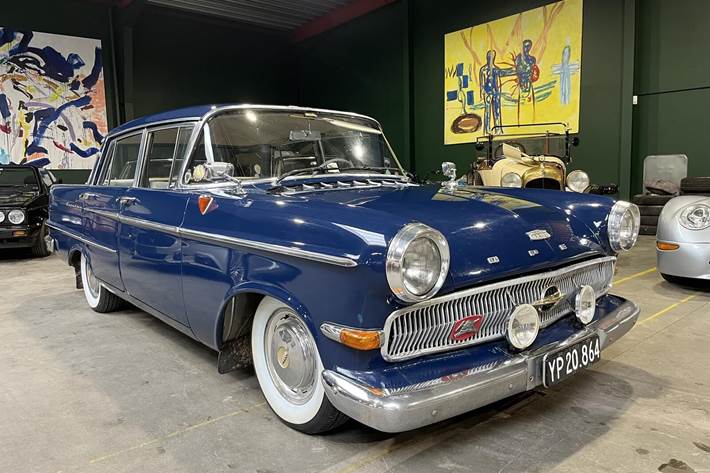 undefined Opel Kaptajn P2 fra 1960 set udefra