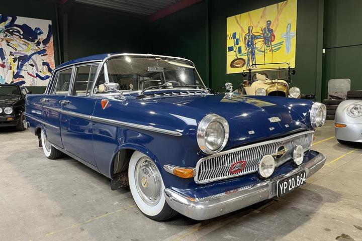 undefined Opel Kaptajn P2 fra 1960 set udefra