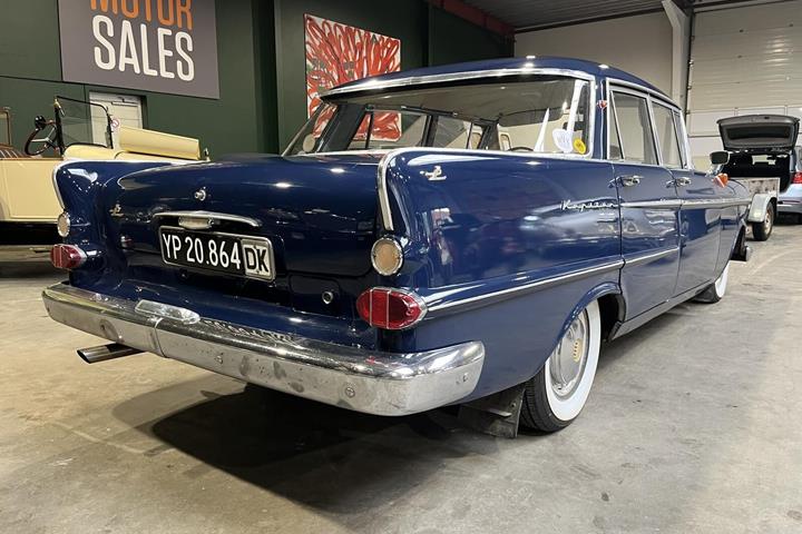 undefined Opel Kaptajn P2 fra 1960 set udefra