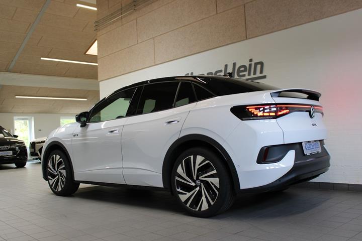 Hvid VW ID.5 fra 2024