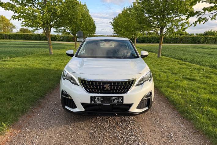 Hvid Peugeot 3008 fra 2017