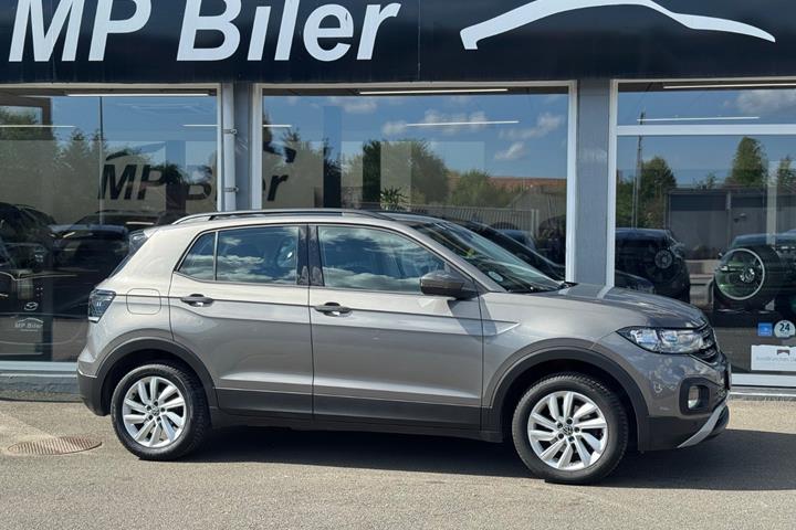 Grå VW T-Cross fra 2021