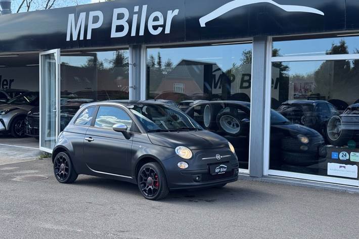Grå Fiat 500 fra 2011