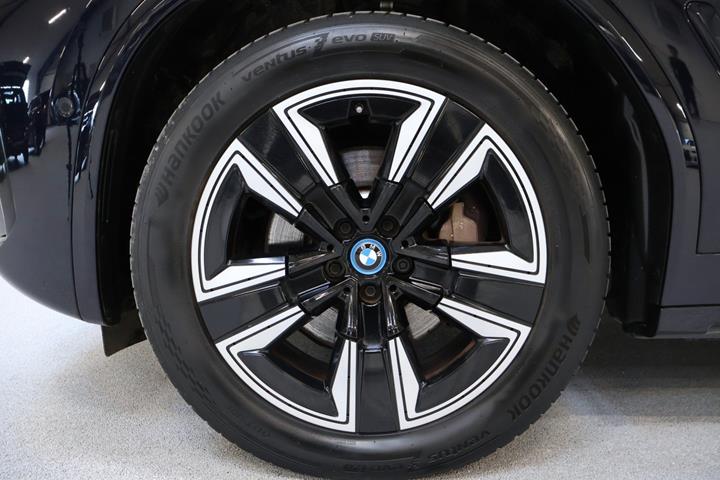 Sort BMW iX3 fra 2022