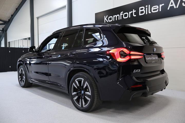 Sort BMW iX3 fra 2022