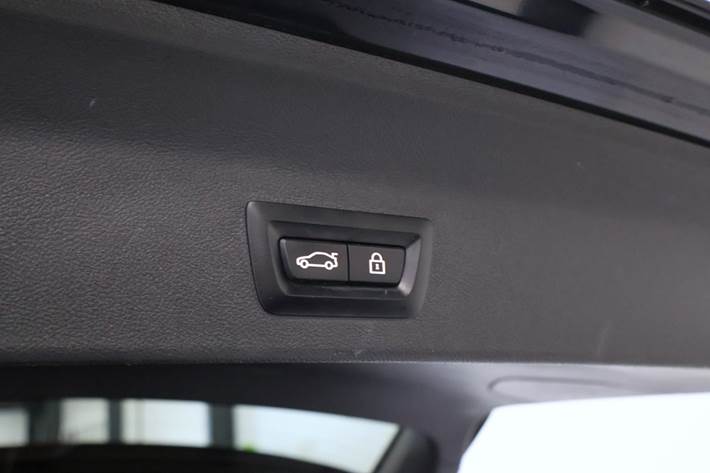 Sort BMW iX3 fra 2022