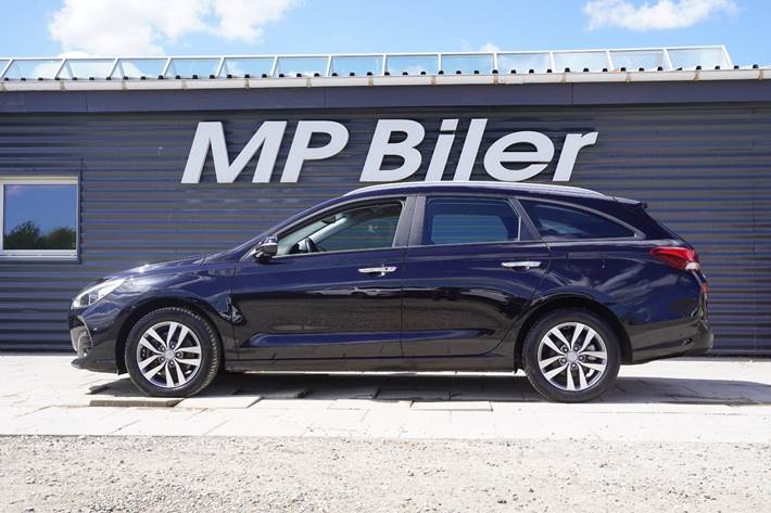 Sort Hyundai i30 fra 2019