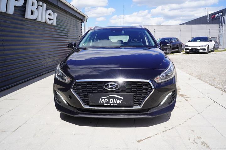 Sort Hyundai i30 fra 2019