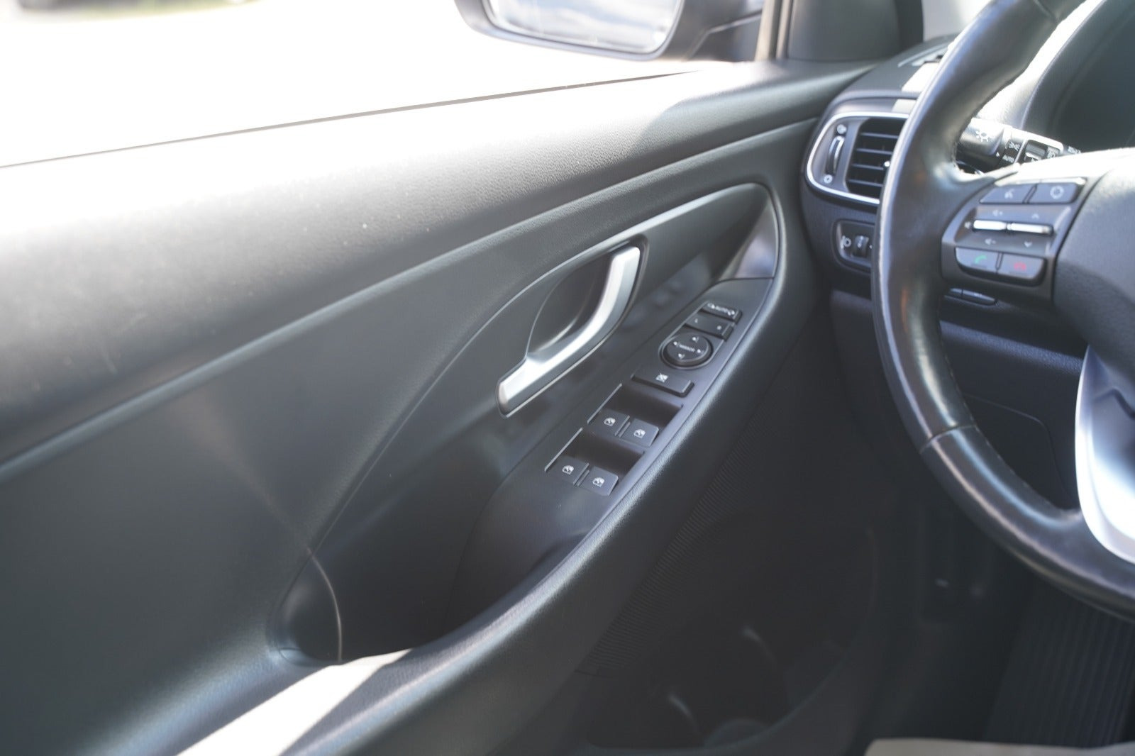 Sort Hyundai i30 fra 2019