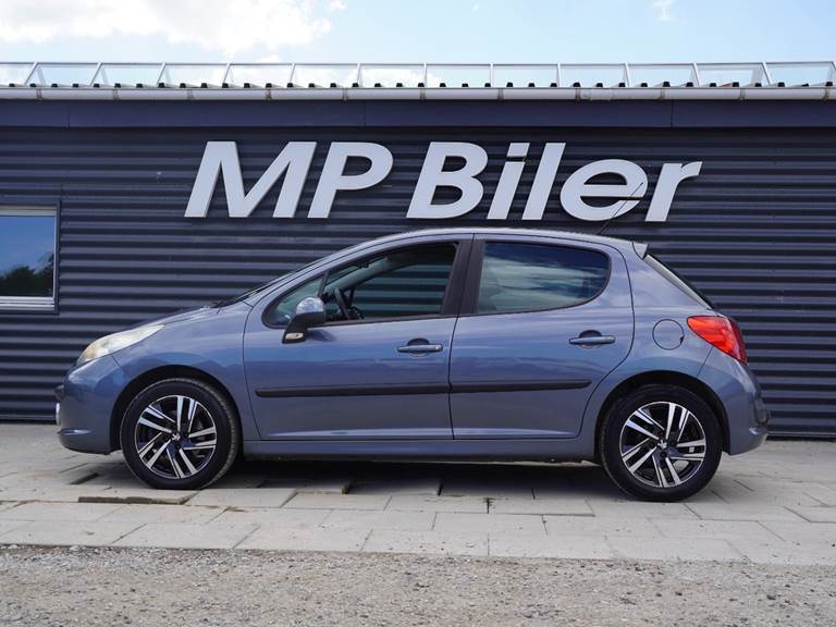 Peugeot 207 1,6 VTi S16