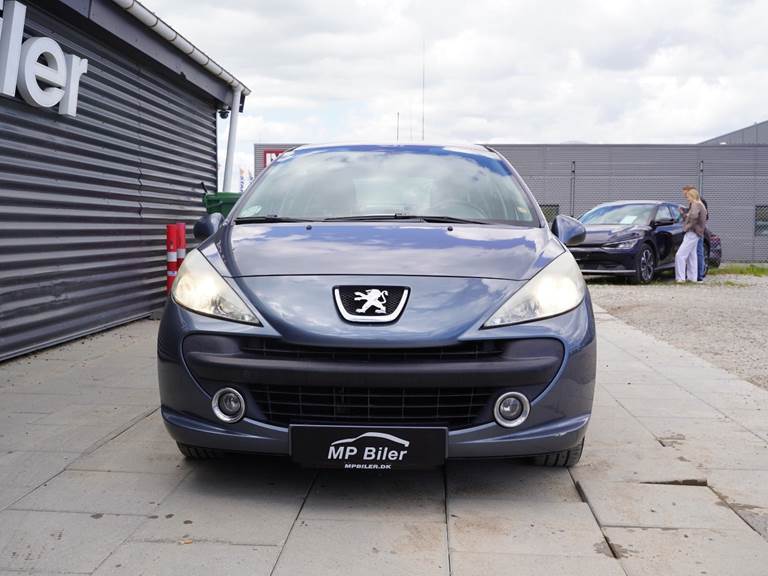 Peugeot 207 1,6 VTi S16