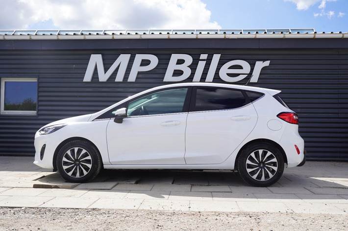 Hvid Ford Fiesta fra 2022