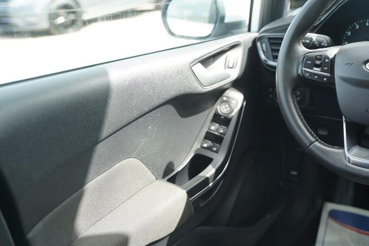Hvid Ford Fiesta fra 2022