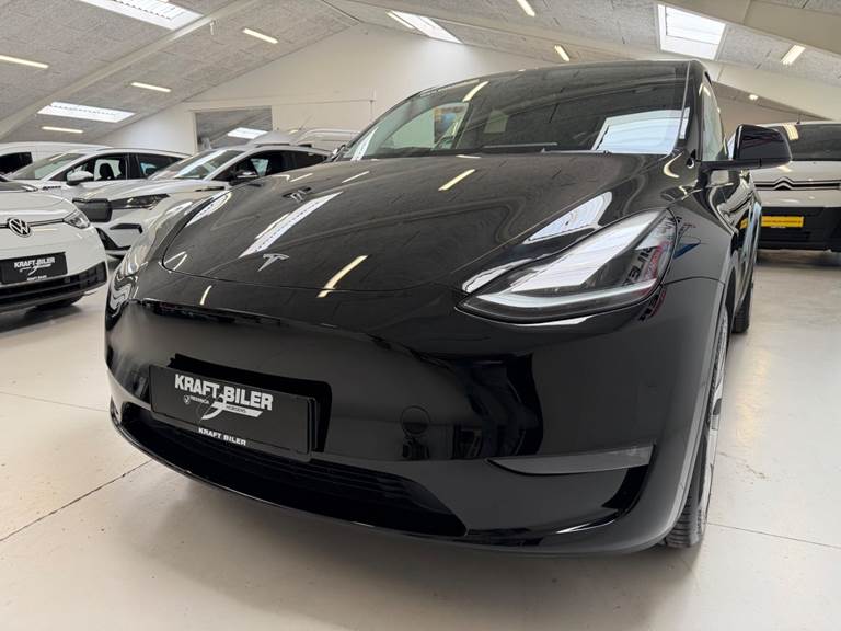 Tesla Model Y Long Range AWD