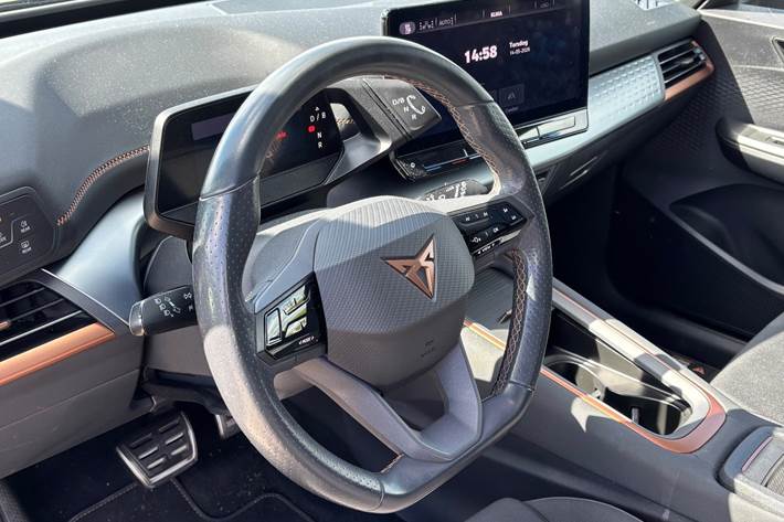 Grå Cupra Born fra 2022