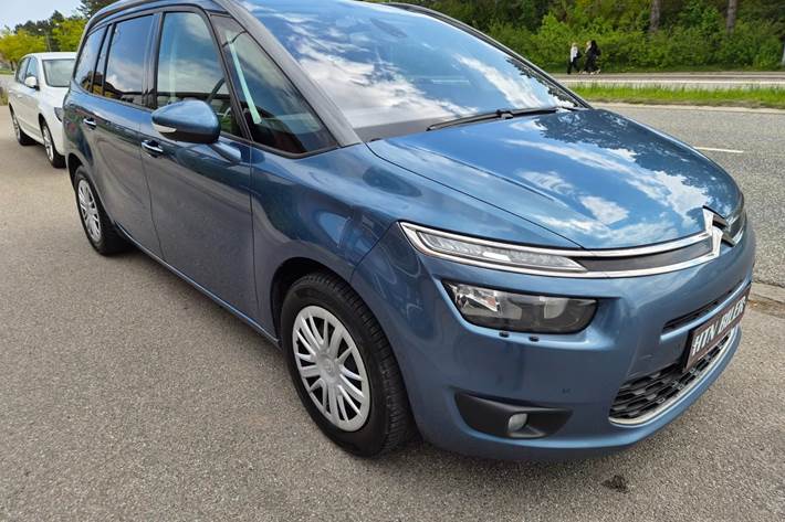 Grå Citroën Grand C4 Picasso fra 2014
