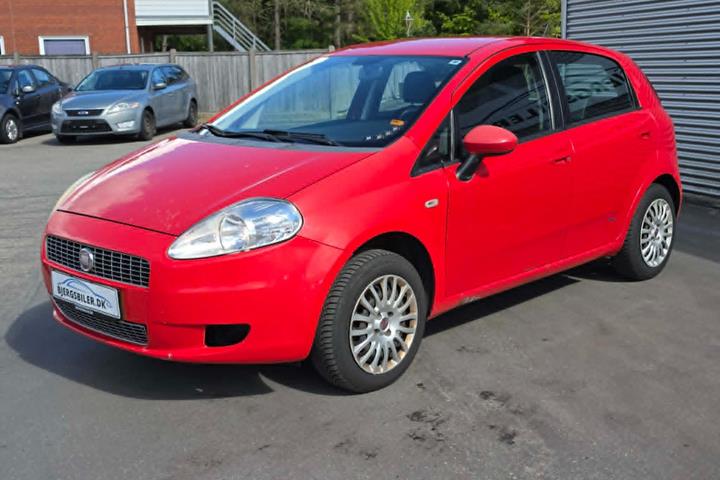 undefined Fiat Grande Punto fra 2008 set udefra