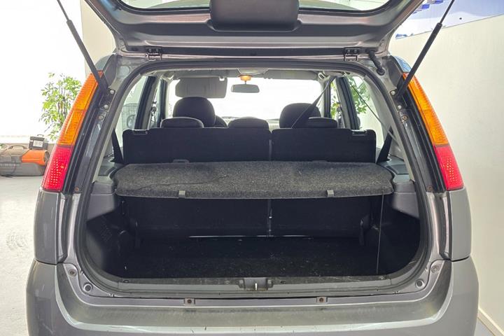 Grå Suzuki Ignis fra 2007