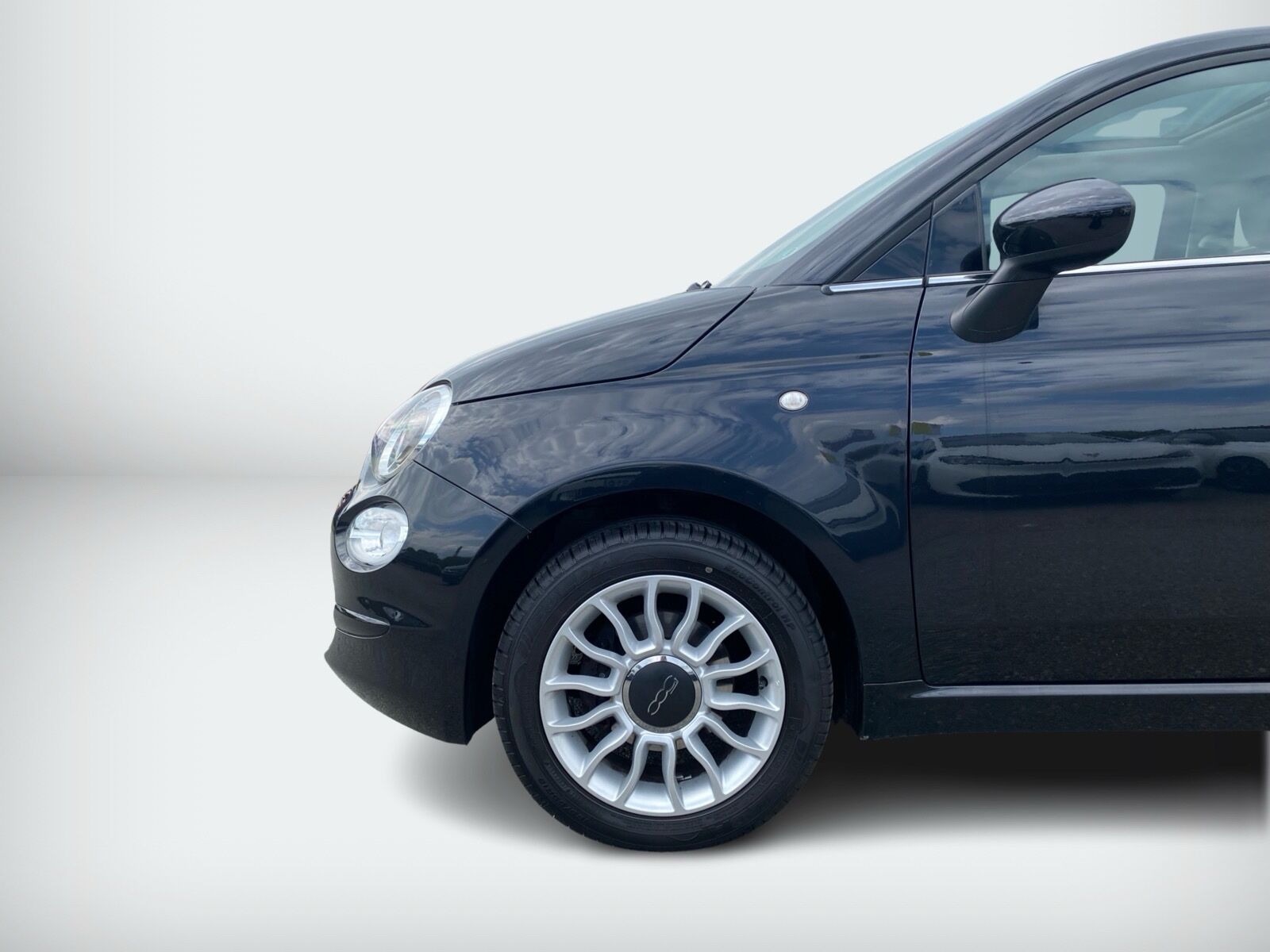 Sort Fiat 500 fra 2019