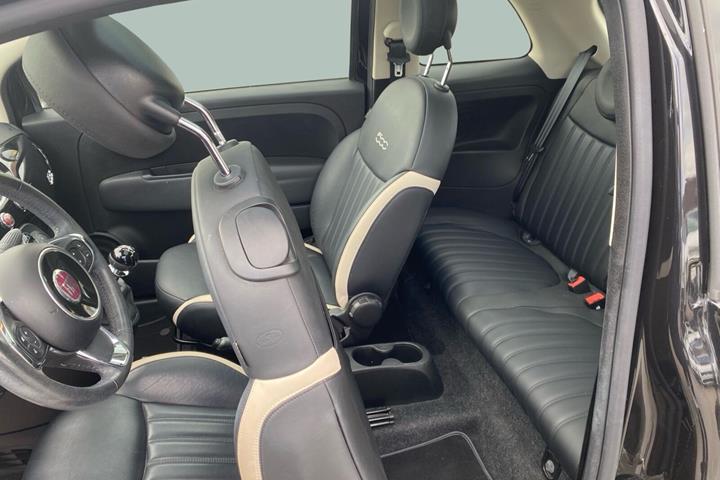Sort Fiat 500 fra 2019