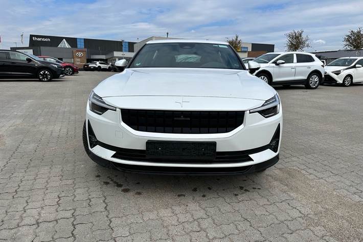 Hvid Polestar 2 fra 2023
