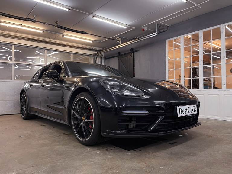 Porsche Panamera Turbo 4,0 Sport Turismo PDK