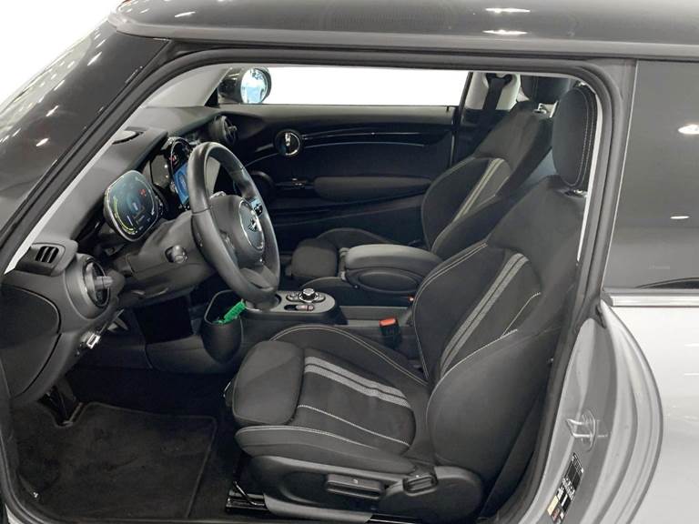 Mini Cooper SE Classic