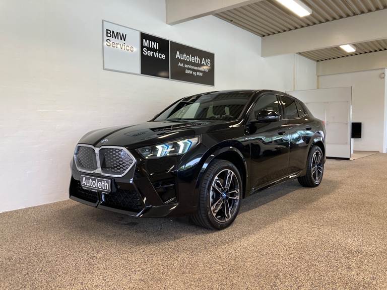 BMW iX2 xDrive30 M-Sport