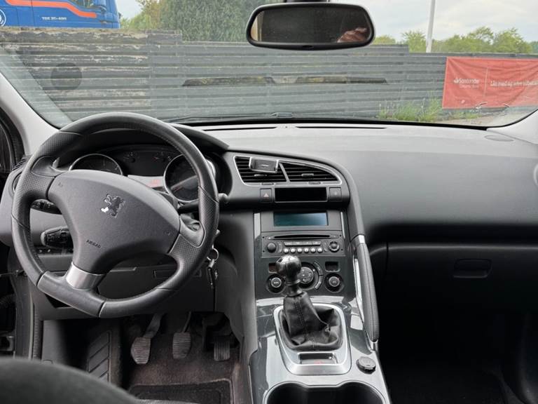 Peugeot 3008 1,6 HDi 112 Active
