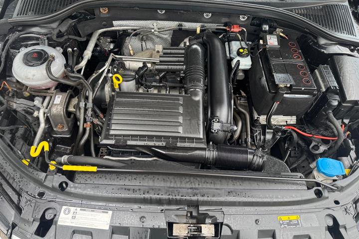 Sort Skoda Octavia fra 2018
