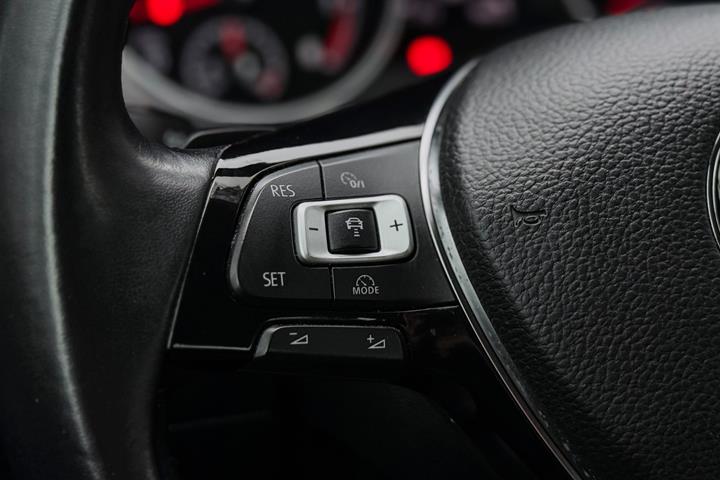Sort VW Golf fra 2018