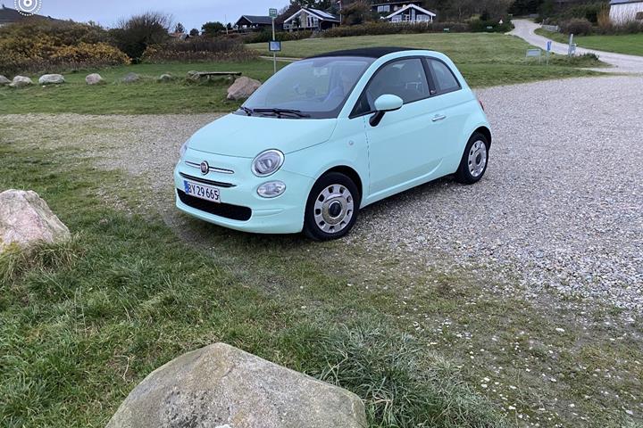 Grøn Fiat 500C fra 2018
