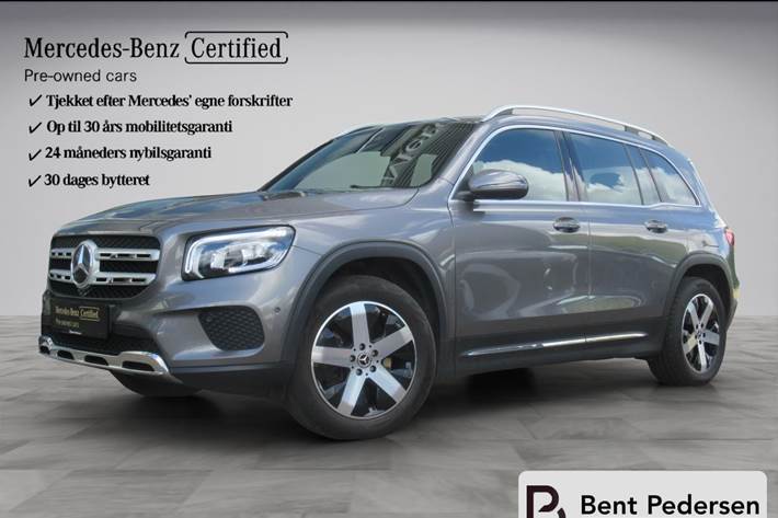 Grå Mercedes GLB220 d fra 2023