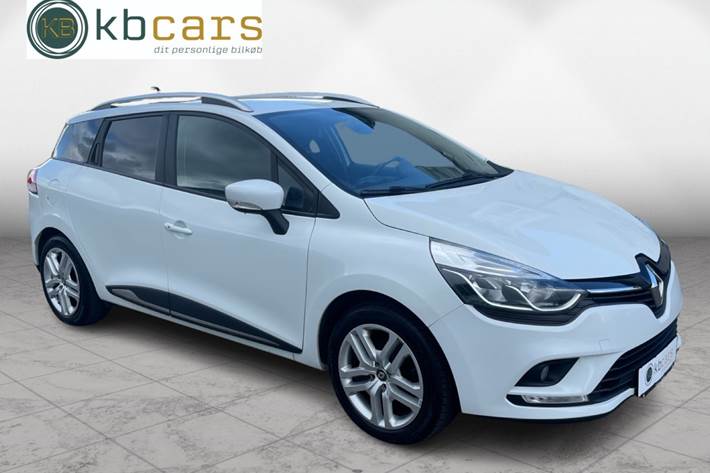 Hvid Renault Clio IV fra 2019 set udefra