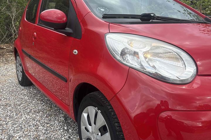 Rød Citroën C1 fra 2010