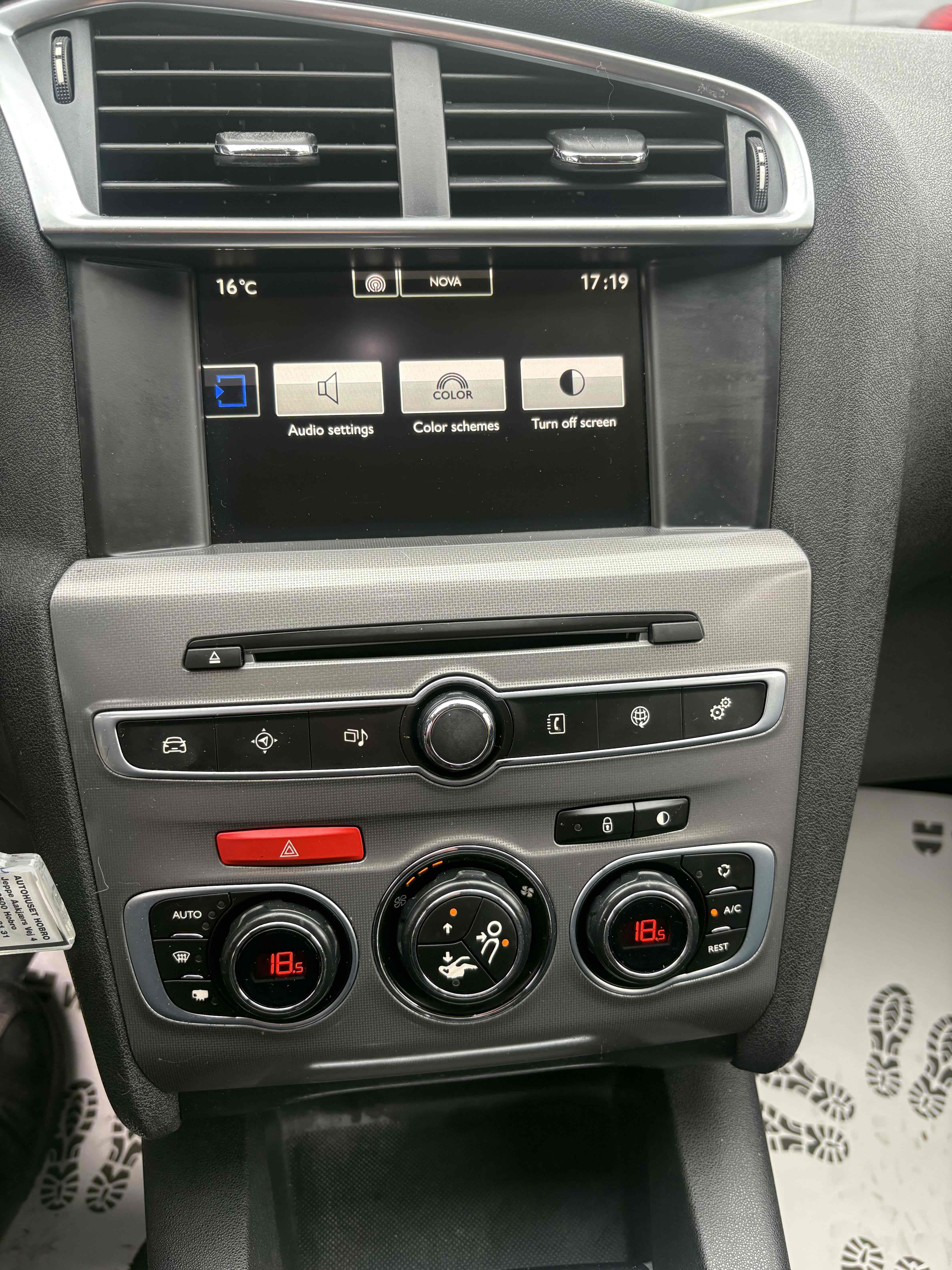 Grå Citroën C4 fra 2015