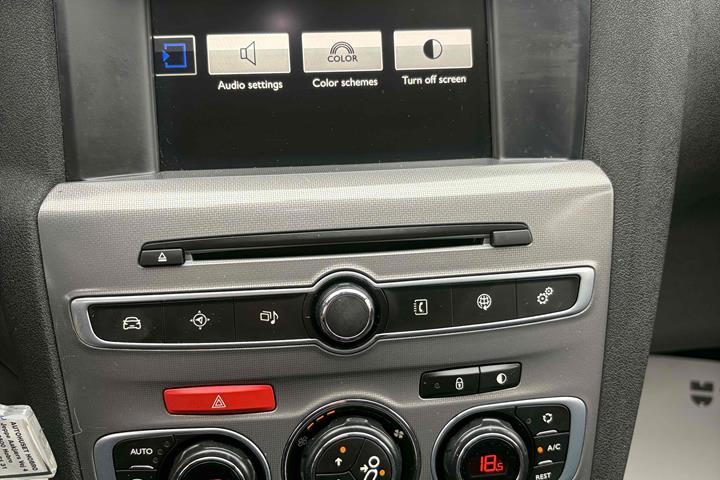 Grå Citroën C4 fra 2015