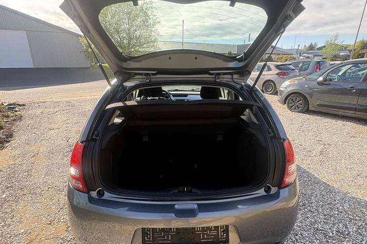 Grå Citroën C3 fra 2010