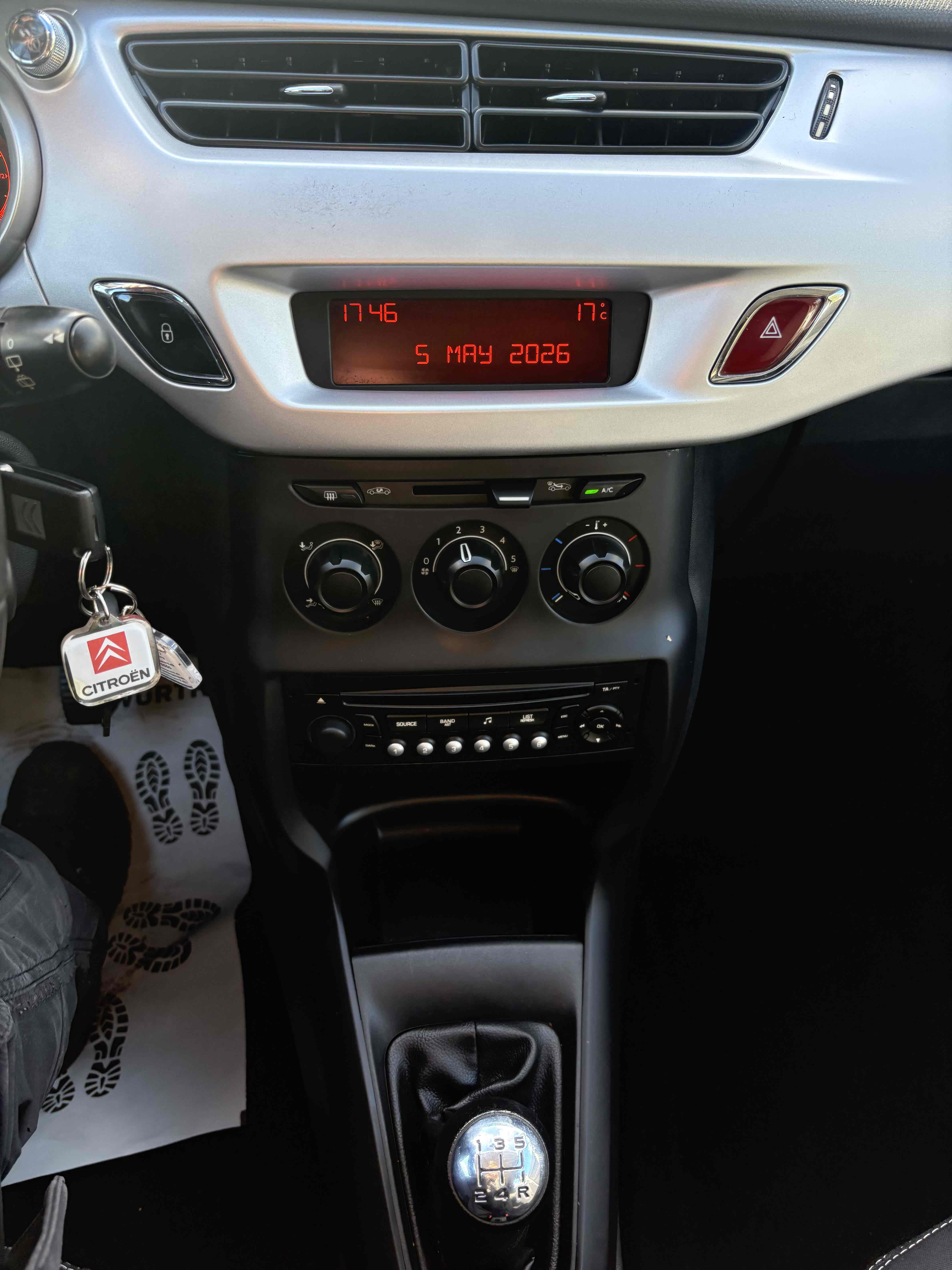 Grå Citroën C3 fra 2010