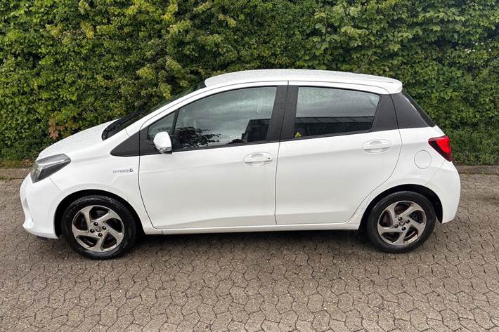 undefined Toyota Yaris fra 2014