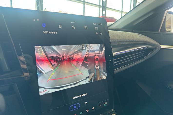 Hvid Renault Megane E-Tech fra 2023