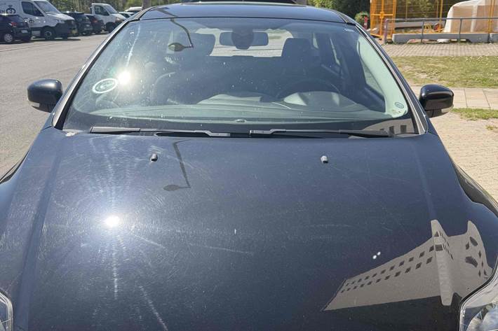 Sort Ford Focus fra 2012