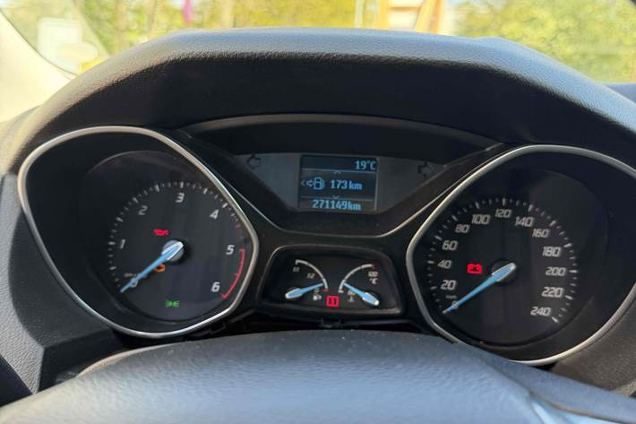 Sort Ford Focus fra 2012