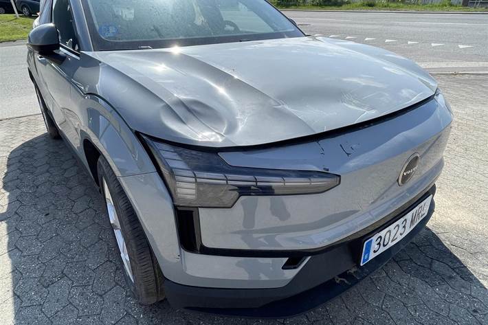 Grå Volvo EX30 fra 2024