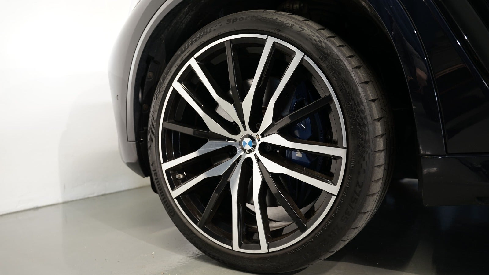 Sort BMW X5 fra 2021