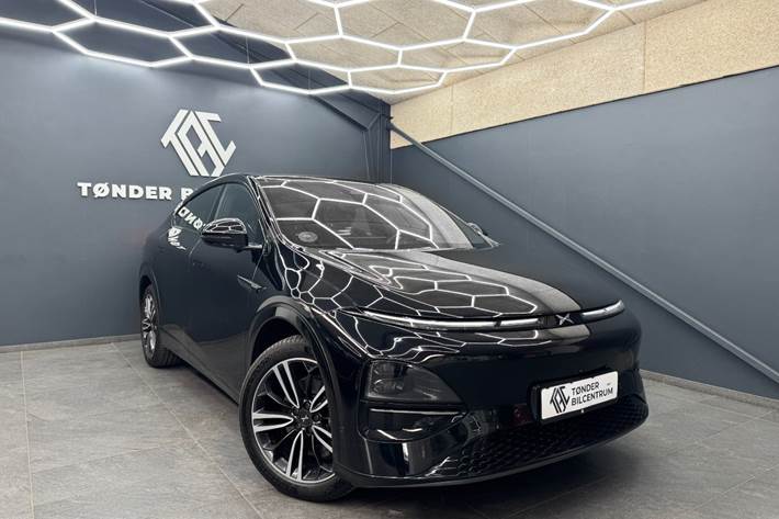 Sort Xpeng G6 fra 2024