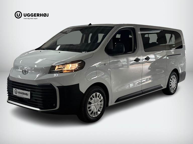 Toyota Proace Verso 75 Long Shuttle
