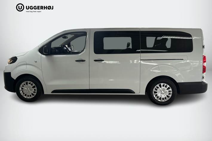 Hvid Toyota Proace Verso fra 2024