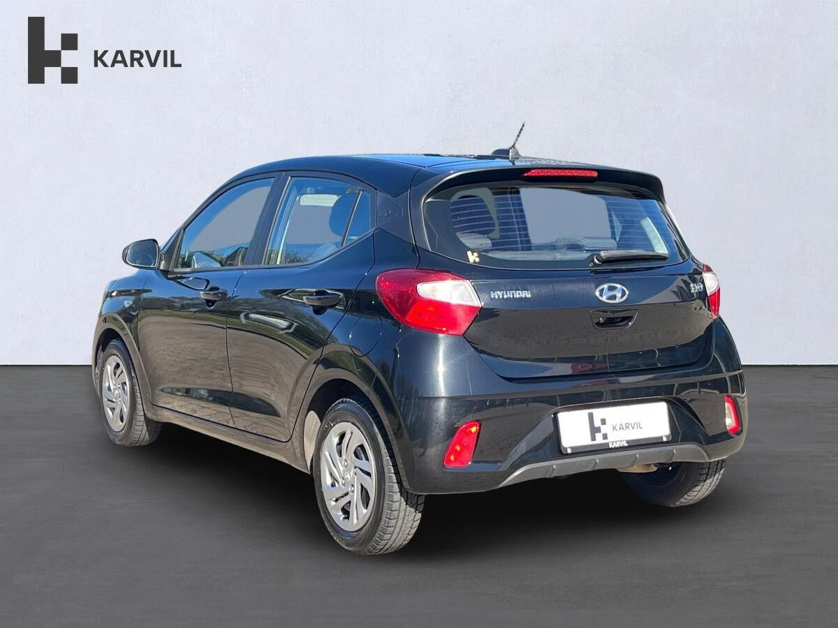 Sort Hyundai i10 fra 2021